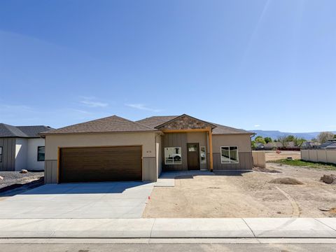 Photo of 670 Sunset Valley Street, Grand Junction, CO 81504 (MLS # 20261502)