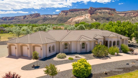 Photo of 719 Curecanti Circle, Grand Junction, CO 81507 (MLS # 20263494)