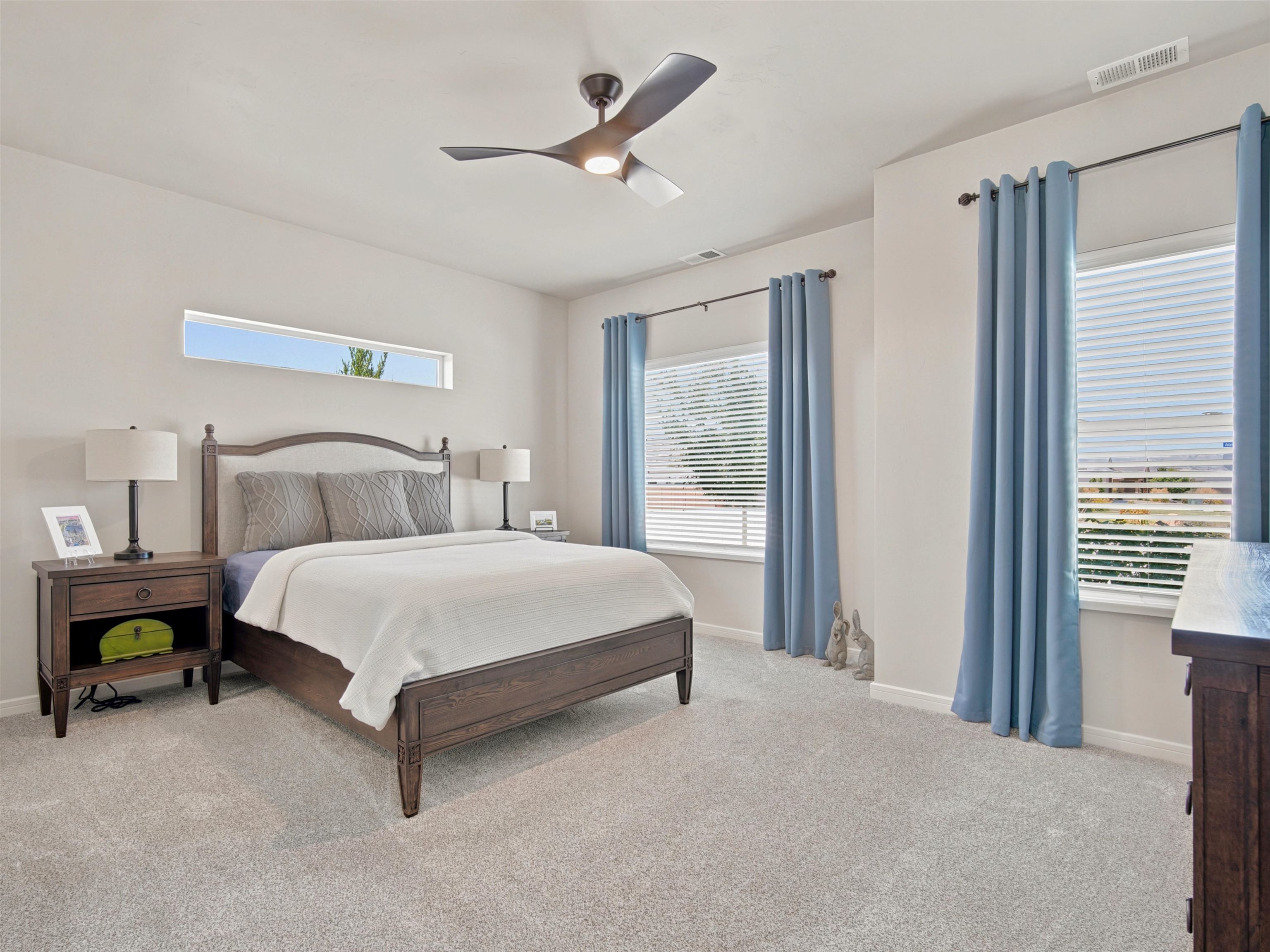 Experience luxury living in one of the Grand Valleys beautiful golf co – image 19