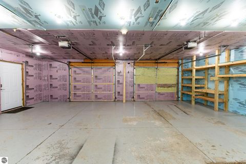 Tiny photo for 3949 Bard Road, Beaverton, MI 48612 (MLS # 1940209)