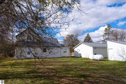 Tiny photo for 3949 Bard Road, Beaverton, MI 48612 (MLS # 1940209)