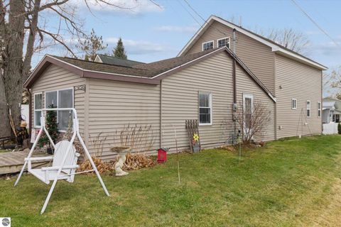 Tiny photo for 1107 Shoreline Drive, Houghton Lake, MI 48629 (MLS # 1940812)