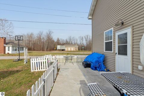 Tiny photo for 1107 Shoreline Drive, Houghton Lake, MI 48629 (MLS # 1940812)