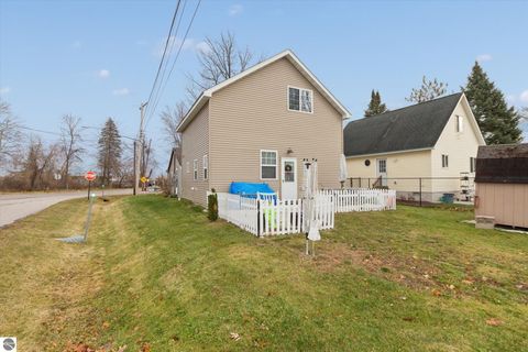 Tiny photo for 1107 Shoreline Drive, Houghton Lake, MI 48629 (MLS # 1940812)