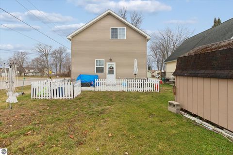 Tiny photo for 1107 Shoreline Drive, Houghton Lake, MI 48629 (MLS # 1940812)