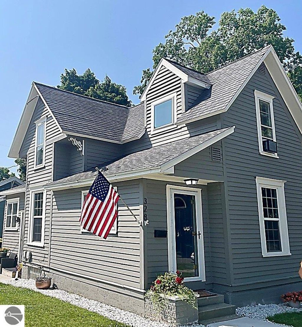 Photo of 328 Howard Street, Cadillac, MI 49601 (MLS # 1938960)