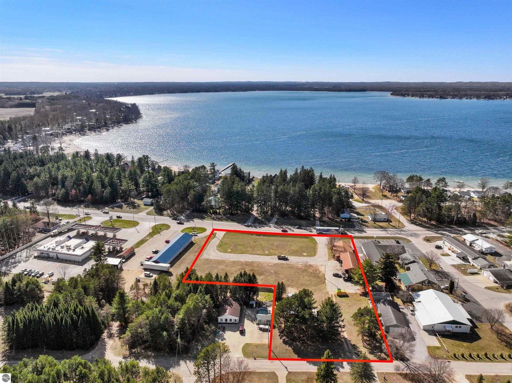 Photo of 1341 S Lakeshore Drive, Lake City, MI 49651 (MLS # 1932558)