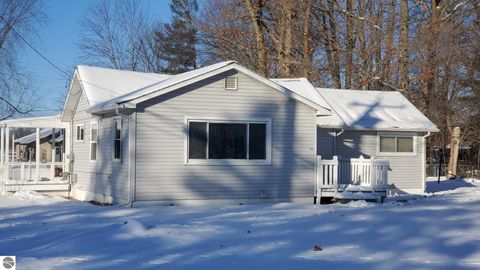 Tiny photo for 125 Park Drive, Alma, MI 48801 (MLS # 1940974)