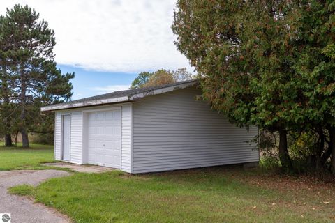 Tiny photo for 6507 W Pickard Road, Mt Pleasant, MI 48858 (MLS # 1939677)
