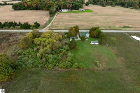 Tiny photo for 6507 W Pickard Road, Mt Pleasant, MI 48858 (MLS # 1939677)