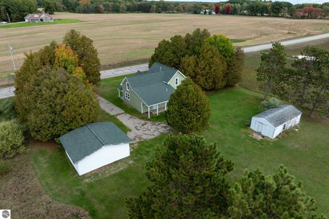 Tiny photo for 6507 W Pickard Road, Mt Pleasant, MI 48858 (MLS # 1939677)