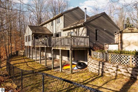 Tiny photo for 15445 Holly Drive, Thompsonville, MI 49683 (MLS # 1940886)