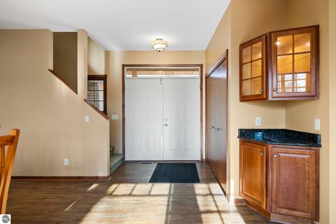 Tiny photo for 15445 Holly Drive, Thompsonville, MI 49683 (MLS # 1940886)