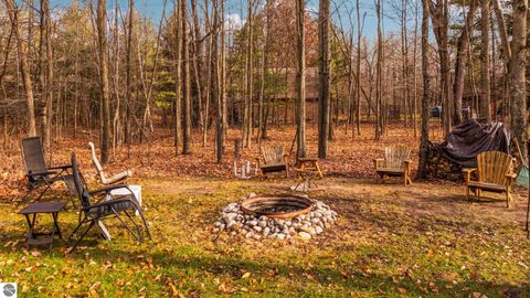 Tiny photo for 15445 Holly Drive, Thompsonville, MI 49683 (MLS # 1940886)