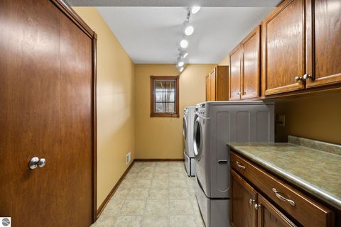 Tiny photo for 15445 Holly Drive, Thompsonville, MI 49683 (MLS # 1940886)