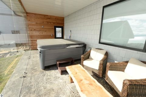 Tiny photo for 629 W Lake Street, Tawas City, MI 48763 (MLS # 1939842)