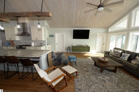 Tiny photo for 629 W Lake Street, Tawas City, MI 48763 (MLS # 1939842)