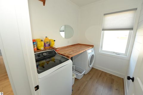 Tiny photo for 629 W Lake Street, Tawas City, MI 48763 (MLS # 1939842)