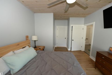 Tiny photo for 629 W Lake Street, Tawas City, MI 48763 (MLS # 1939842)