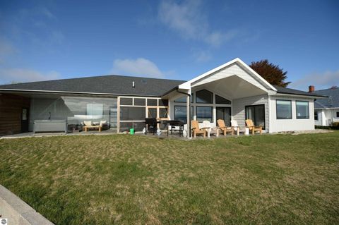 Tiny photo for 629 W Lake Street, Tawas City, MI 48763 (MLS # 1939842)