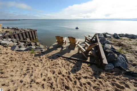 Tiny photo for 629 W Lake Street, Tawas City, MI 48763 (MLS # 1939842)