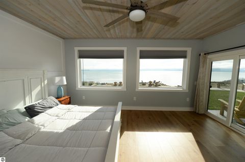 Tiny photo for 629 W Lake Street, Tawas City, MI 48763 (MLS # 1939842)