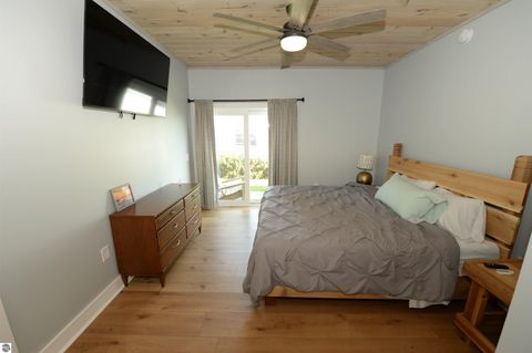 Tiny photo for 629 W Lake Street, Tawas City, MI 48763 (MLS # 1939842)