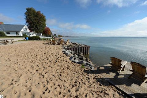 Tiny photo for 629 W Lake Street, Tawas City, MI 48763 (MLS # 1939842)