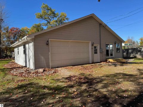 Tiny photo for 2385 W Houghton Lake Drive, Houghton Lake, MI 48629 (MLS # 1940265)