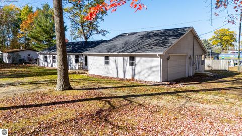 Tiny photo for 2385 W Houghton Lake Drive, Houghton Lake, MI 48629 (MLS # 1940265)