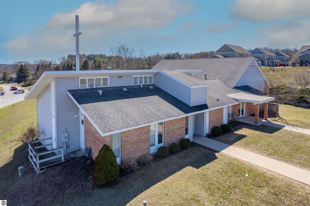 Photo of 4050 Barnes Road, Traverse City, MI 49684 (MLS # 1930544)