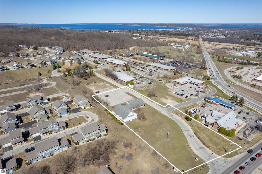 Photo of 4050 Barnes Road, Traverse City, MI 49684 (MLS # 1930544)