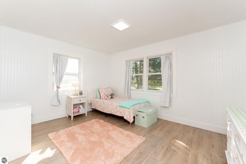 Tiny photo for 3332 S Lincoln Road, Mt Pleasant, MI 48858 (MLS # 1939809)