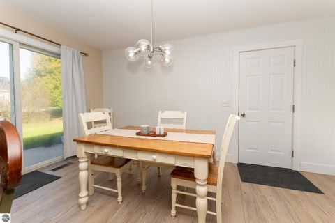 Tiny photo for 3332 S Lincoln Road, Mt Pleasant, MI 48858 (MLS # 1939809)