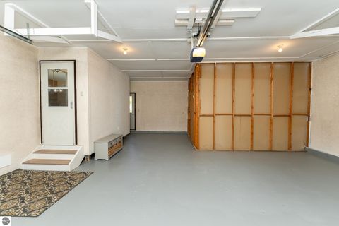 Tiny photo for 3332 S Lincoln Road, Mt Pleasant, MI 48858 (MLS # 1939809)