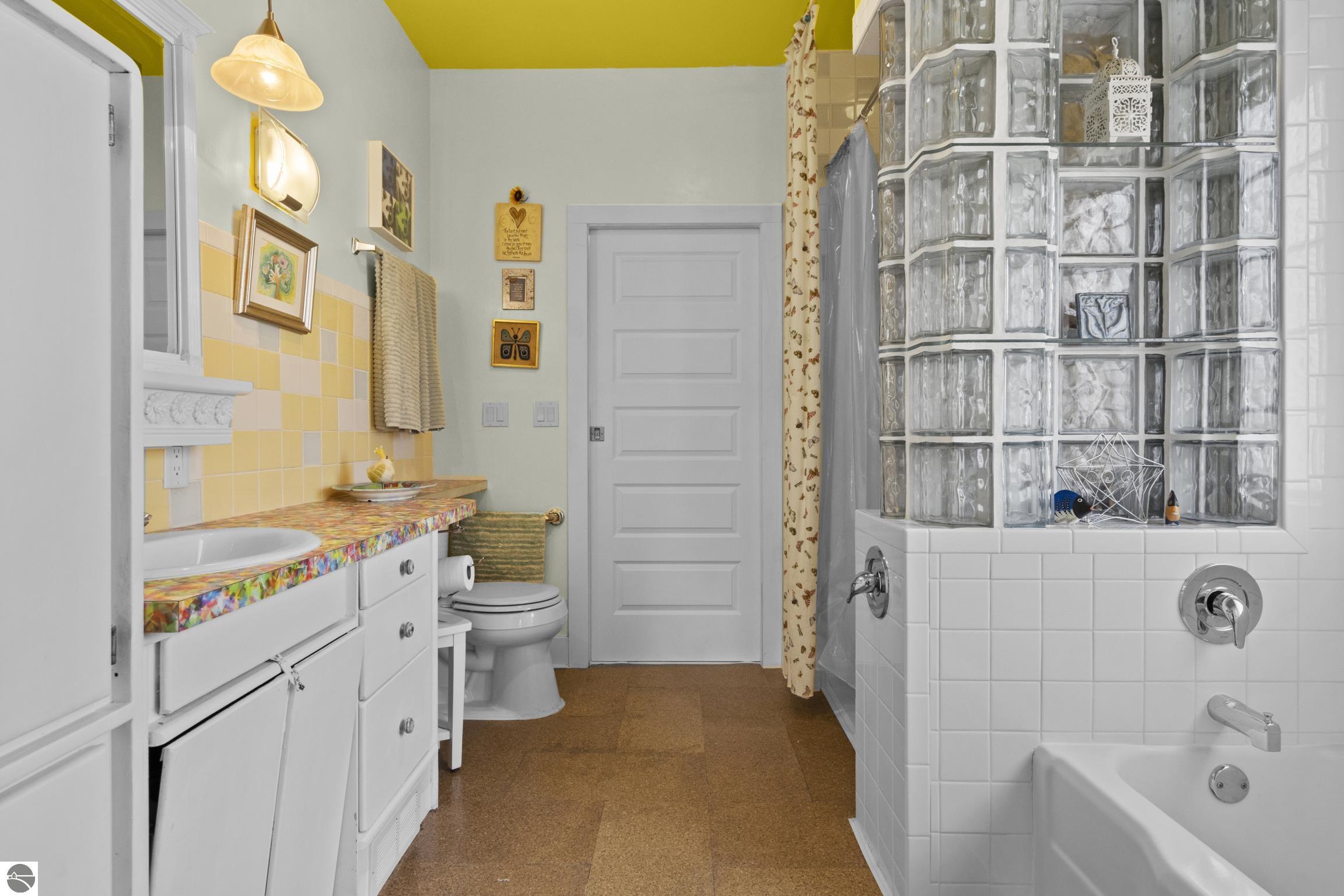 Elk Rapids, Michigan 49629, United States, 3 Bedrooms Bedrooms, ,2 BathroomsBathrooms,Residential,Active,133110