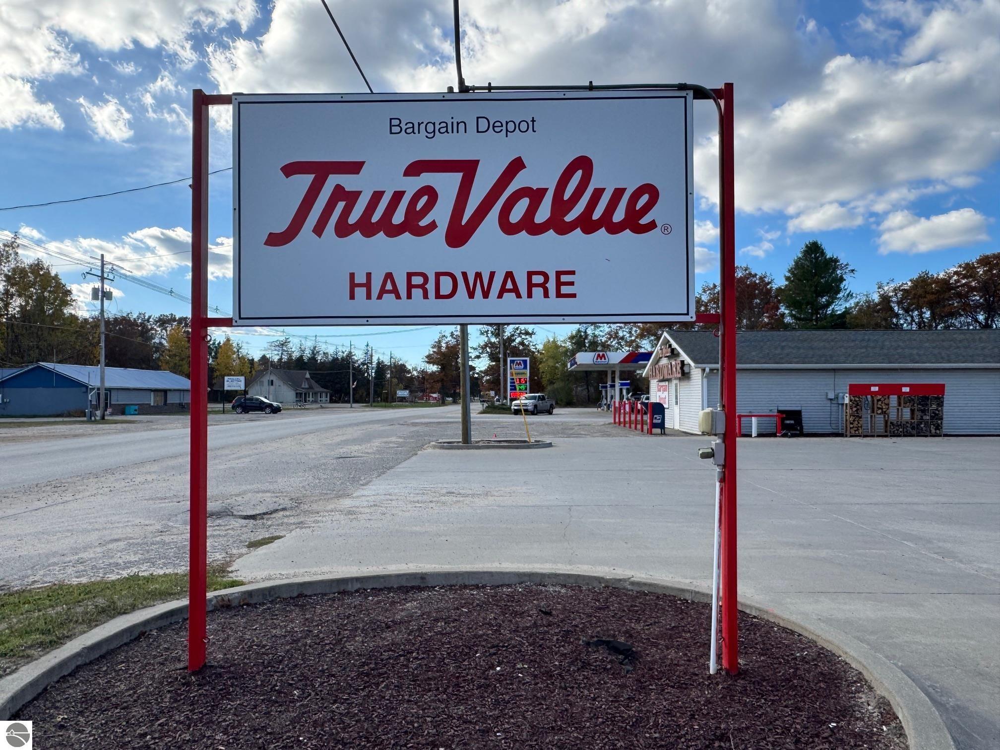 Photo 1 of 40 — 2111 Greenwood Road, Prescott, MI 48756