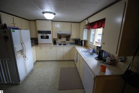 Tiny photo for 1854 Grouse Lane, St Helen, MI 48656 (MLS # 1939956)