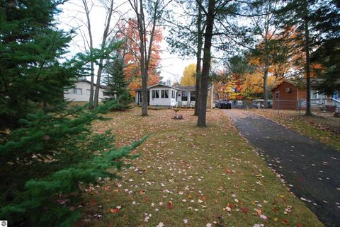 Tiny photo for 1854 Grouse Lane, St Helen, MI 48656 (MLS # 1939956)