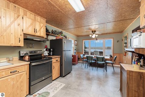 Tiny photo for 5711 Lakeview Drive, Hale, MI 48739 (MLS # 1939730)