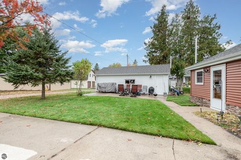 Tiny photo for 5711 Lakeview Drive, Hale, MI 48739 (MLS # 1939730)
