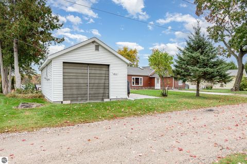 Tiny photo for 5711 Lakeview Drive, Hale, MI 48739 (MLS # 1939730)