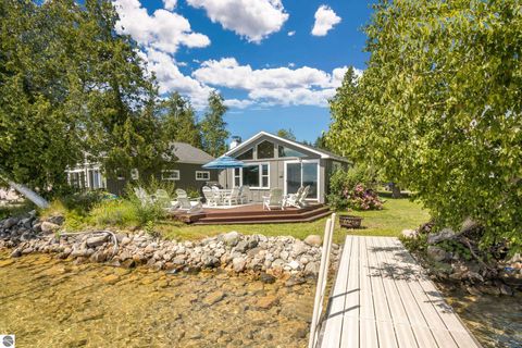 Photo of 4614 Hopkins Lane, Kewadin, MI 49648 (MLS # 1936550)