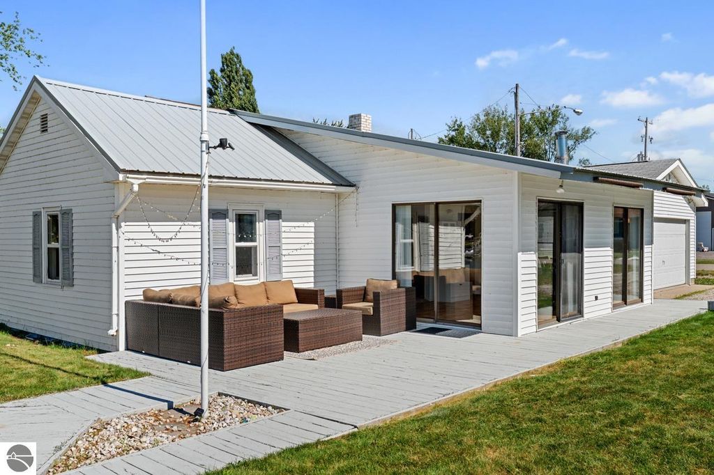 Photo of 1878 S Riverside Drive, Au Gres, MI 48703 (MLS # 1937759)