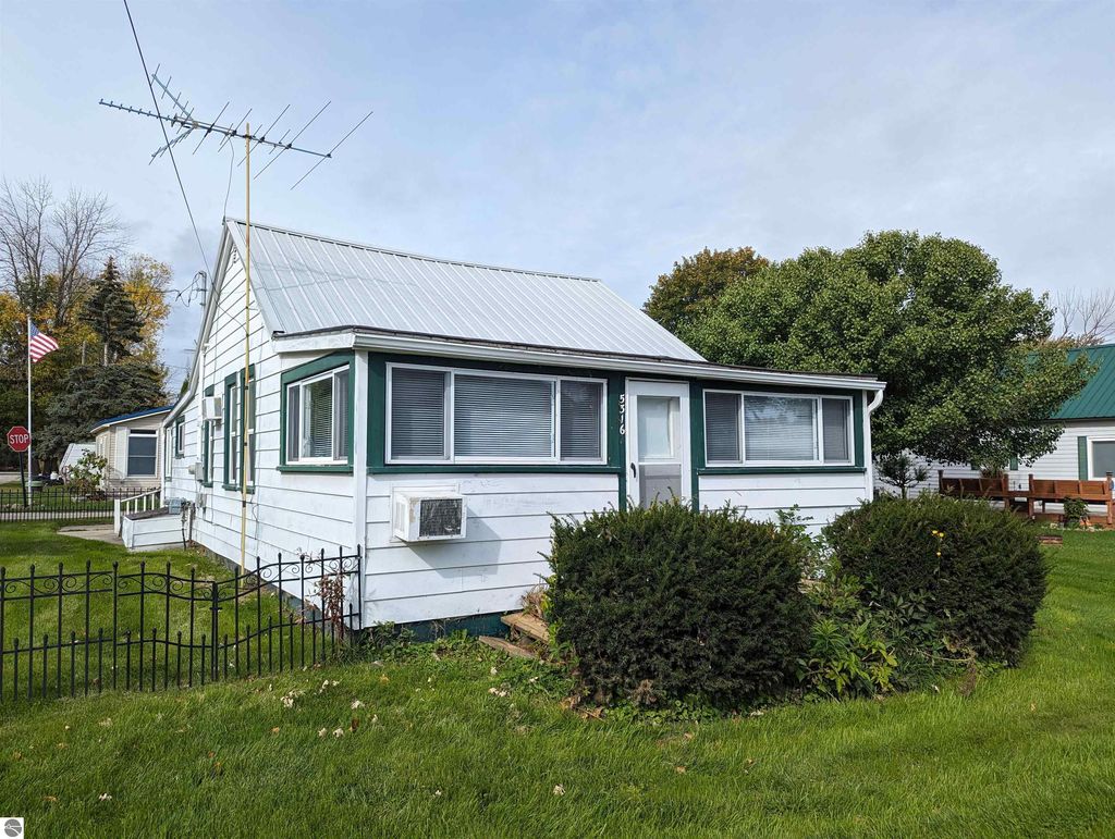 Photo of 5316 Shady Lane, Standish, MI 48658 (MLS # 1916629)