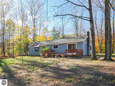 Tiny photo for 5746 Six Mile Lake Road, Ellsworth, MI 49729 (MLS # 1940198)