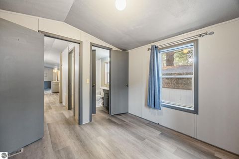 Tiny photo for 8401 Independence Avenue, Cadillac, MI 49601 (MLS # 1940767)