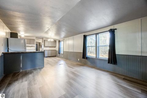 Tiny photo for 8401 Independence Avenue, Cadillac, MI 49601 (MLS # 1940767)