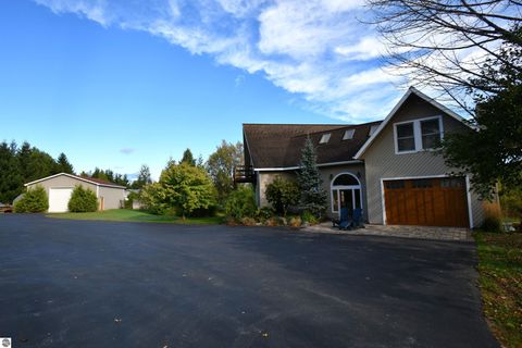 Tiny photo for 4020 Pops Road, Charlevoix, MI 49720 (MLS # 1939405)