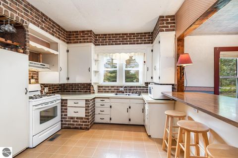 Tiny photo for 1365 W North Union Road, Auburn, MI 48611 (MLS # 1939662)